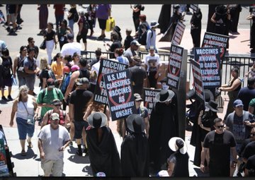 V for Vaccine Damage Protest at Comic-Con 2019 D_9cYKOX4AAnYQ_?format=jpg&name=360x360