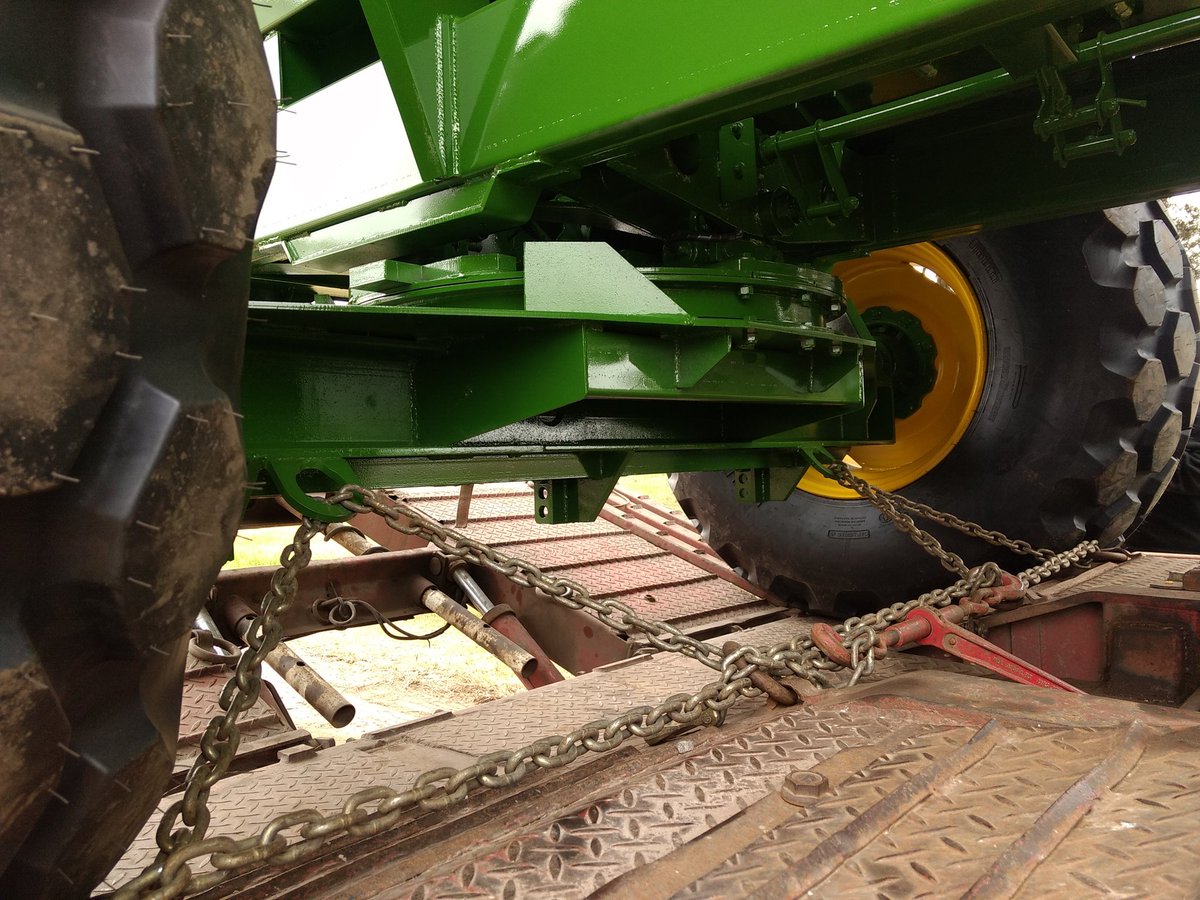 vientonortesa's tweet photo. Hoy fue un día productivo. Se entregó la tolva autodescargable nueva, fabricada en Argentina x @Comofrasrl modelo Innova Pro Action, de 26.000 lts, con balanza Magris y rodado 23,1x30 R3. Muchas gracias por la confianza @FernandoBiain !
#Agricultura
#Comofra
#Henderson https://t.co/dU0IvSH711