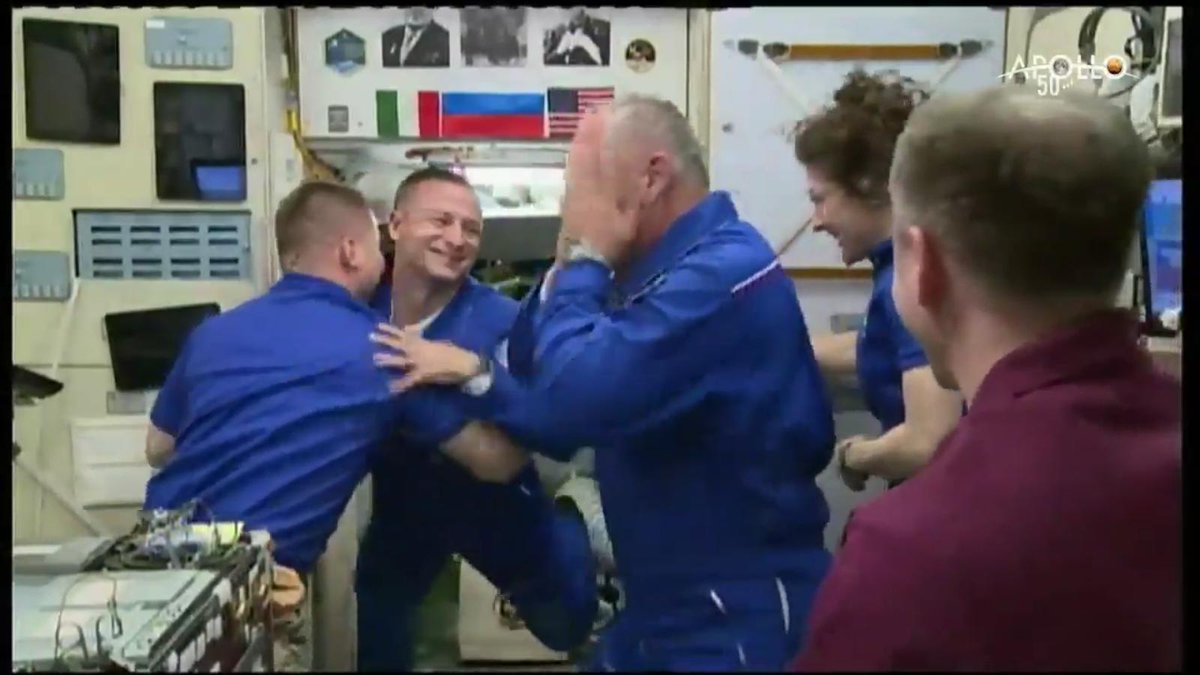 ShuttleAlmanac's tweet image. LIVE - Russian #SoyuzMS13 craft has arrived at the #ISS carrying the #Exp60 crew Skvortsov @astro_luca &amp;amp; @AstroDrewMorgan