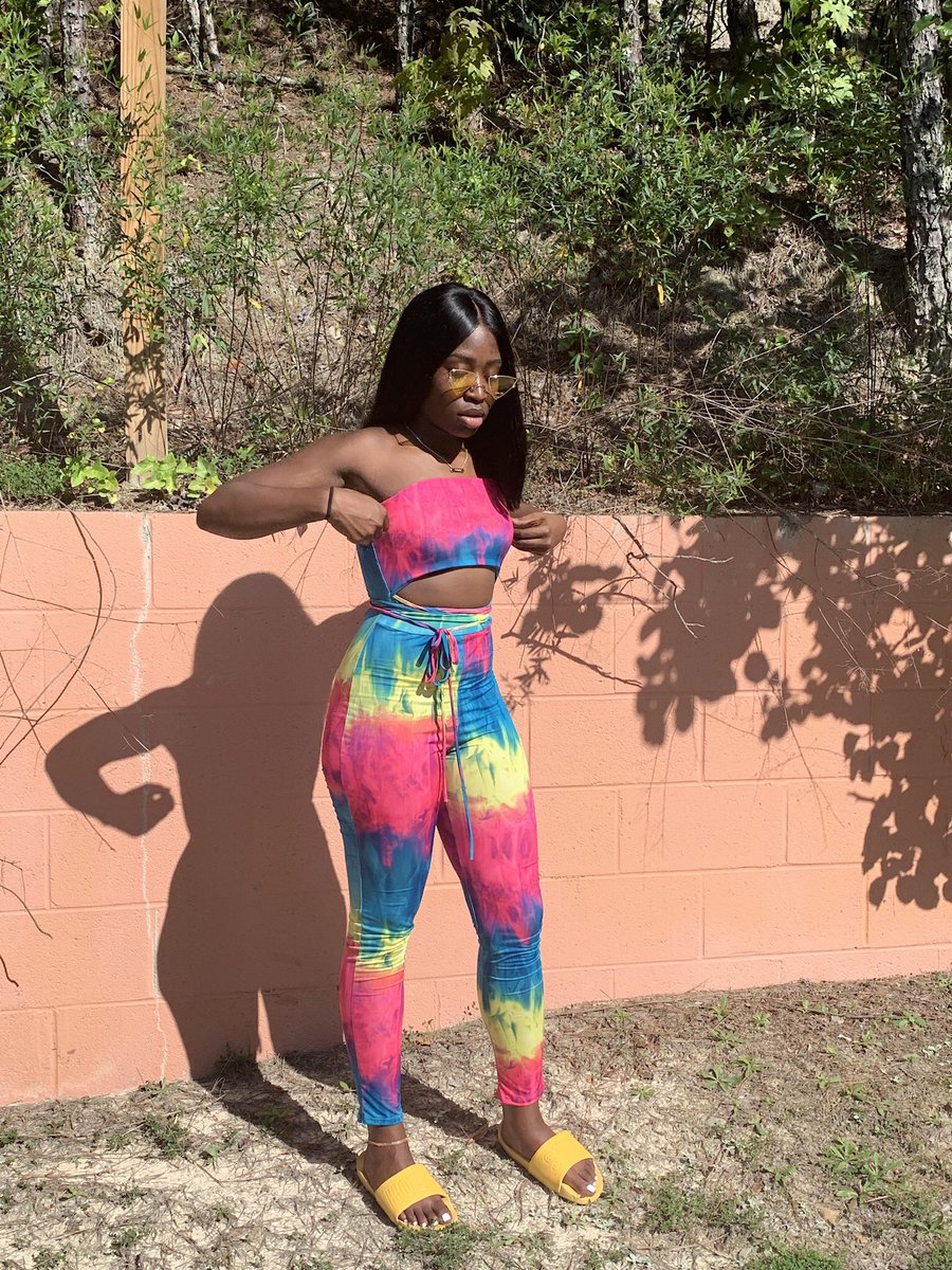 Muah_Bawhss's tweet photo. you a lil hot girl, you a lil sweetie🍭 #BACWeekend https://t.co/siUr1Qoamc