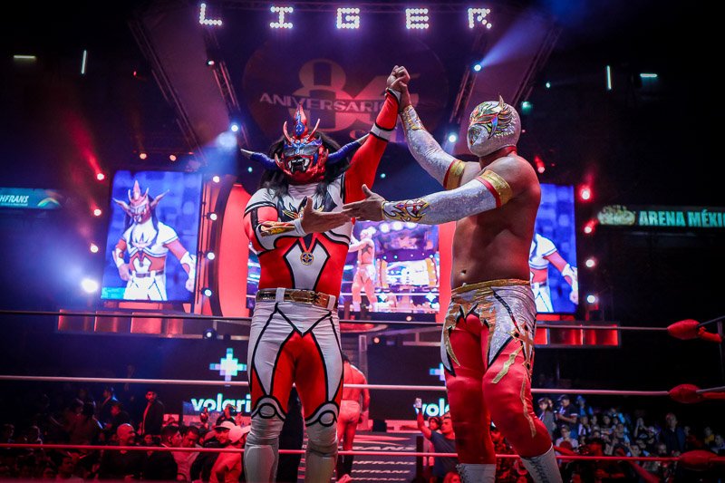 fansCaristico's tweet photo. #ViernesEspectacularCMLL
#LigerCMLL
#ReyDePlataYOro https://t.co/WeZpOgJ8RY