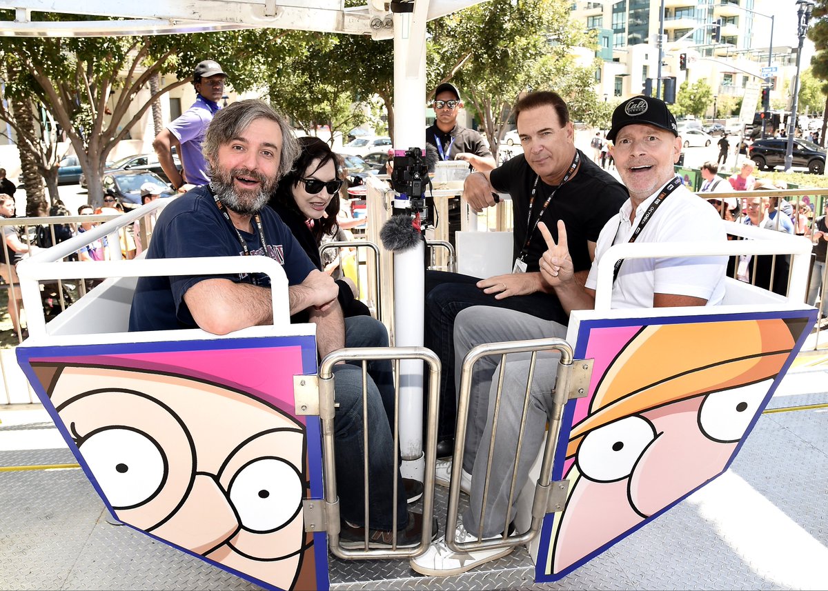 FOXTV's tweet photo. The FOX fam took over #SDCC2019! What was your fave #FOXSDCC moment? 🤩 https://t.co/uua5kj38L0