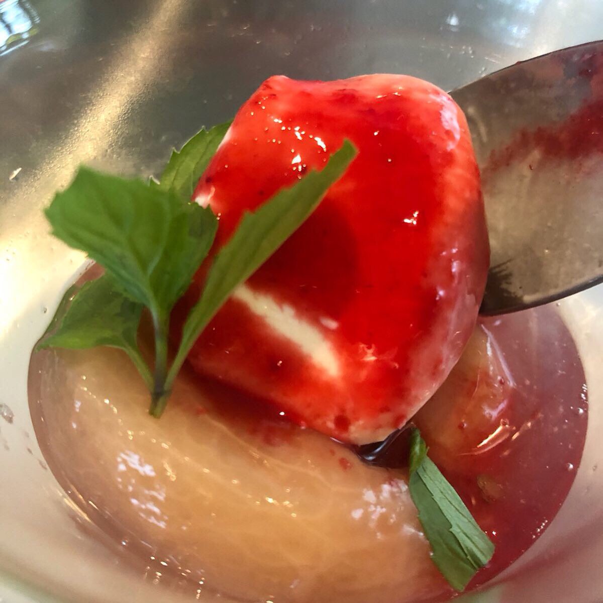 TDigested's tweet image. Grazie Mille!! Arrivederci!!! 

#pannacotta #compotedepeche #peachcompote #foodculture #gourmet #gourmand #cuisineitalienne #foodhunter #foodblogger #theworlddigested #digestingosaka
#パンナコッタ #桃のコンポート #イタリアの味 #アヴケッラ #イタリア郷土料理 #食文化