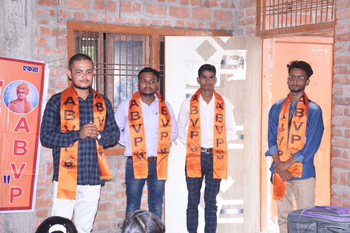 Kuldeep11208931's tweet photo. #ABVP 
@abvpunnao1949 https://t.co/XYRSuC0F5e