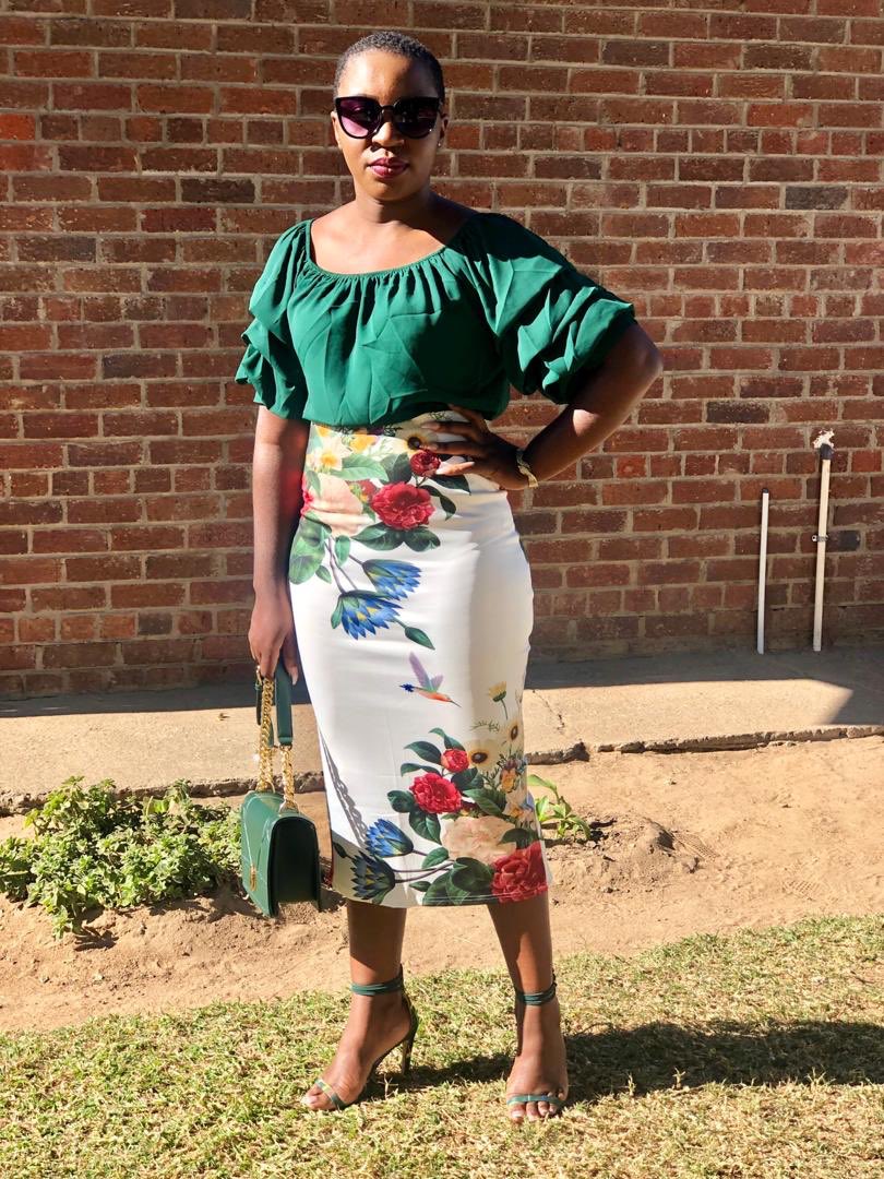 munyaedson's tweet photo. We offer personalized shopping π @MsKate #MsKateInc :- +263774258234 call or app
#ladies #clothes #harare #personalised #shopping #ShopMyCloset #joburg https://t.co/TgwaSEi4iE