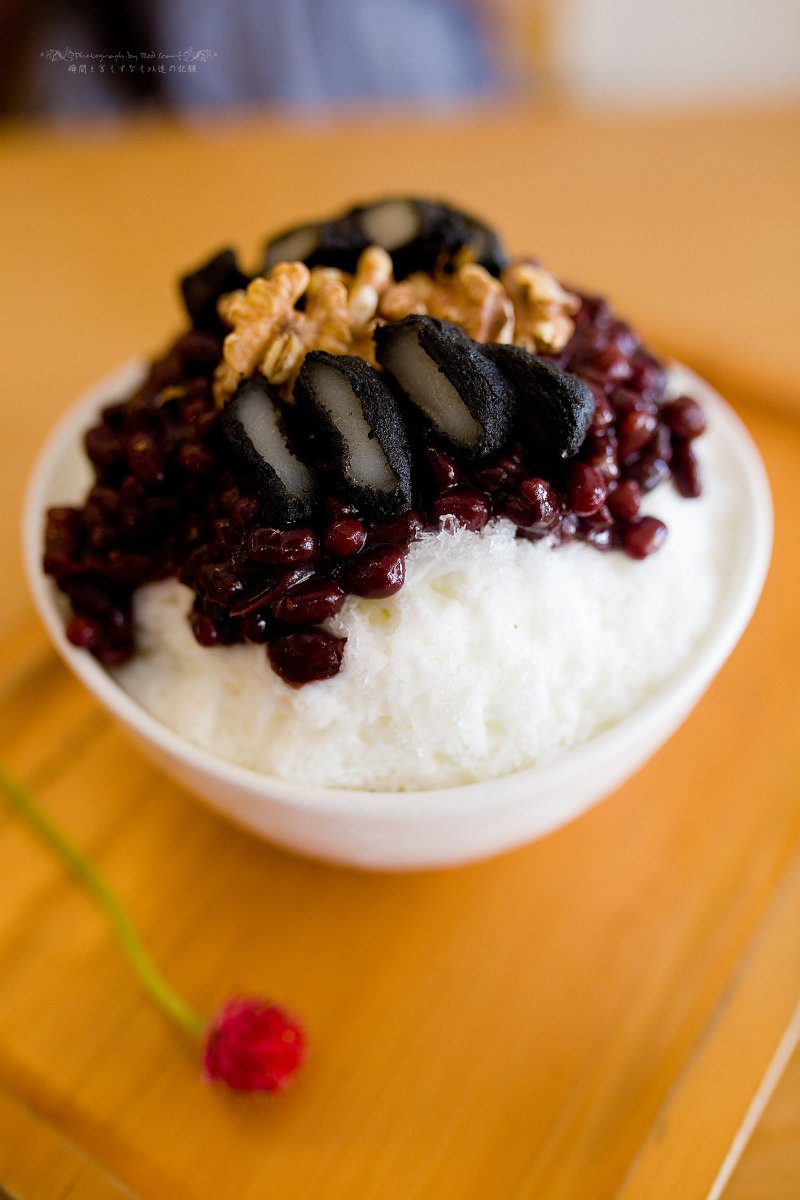 upphoto_'s tweet photo. 여름엔 역시나, 떡이 진짜 맛있는 (>ㅁ<) #주말의먹부림 #토요먹부림 #홍대 #Cafe_imi #카페이미 #여름빙수 #팥빙수 #2인용 #여름의환상 #디저트 #CanonEOS6D #SigmaART35mm https://t.co/0Q1Qiabtlx