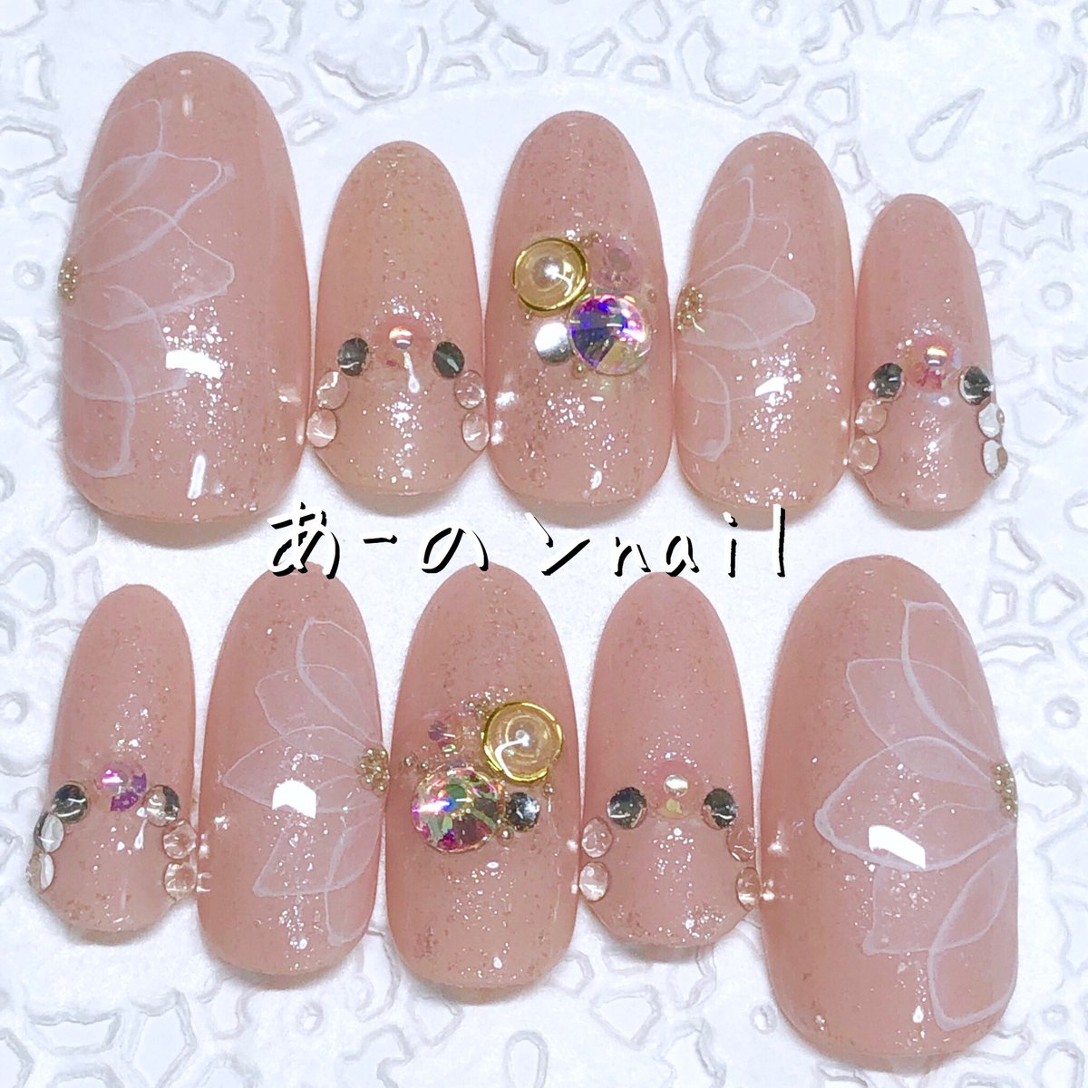 あ のンnail ネイル垢 בטוויטר キラキラのベージュにたらしこみフラワーネイル Nailstagram ネイルアート ジェルネイルチップ メルカリ おしゃれさんと繋がりたい ネイル好きさんと繋がりたい ネイルデザイン ネイルチップ販売 Fashion ハンドメイド