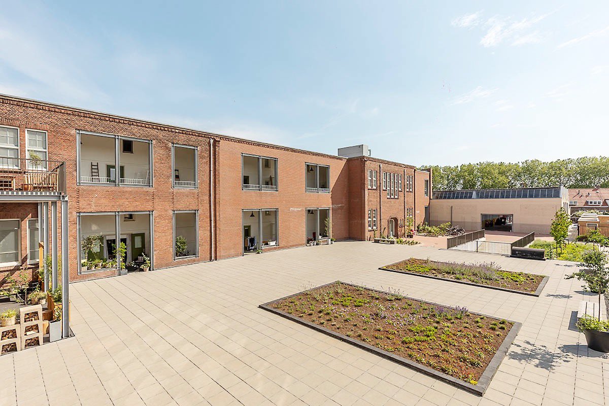 stijlarchitect's tweet photo. Onlangs hebben wij van onze fotograaf heel wat nieuwe foto’s gekregen van het LTS transformatieproject in Dordrecht. Hier zien jullie alvast een voorproefje.
#transformatieproject #nieuwbouw #denieuwelts #ltsdordrecht #stijlarchitectuur #architectuur #architectendordrecht https://t.co/SYV4Sq3wim