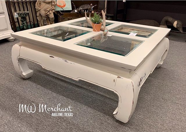 MwMerchant's tweet photo. $195 Chunky Legged Coffee Table w Glass Panels Painted in MudPaints China White 38x38x15 @mudpaint @rustandrosesabilenetx 
#mudpaint #mwMerchantabilenetexas #abilenetexas #furniture #thelostmerchantabilenetexas  #shoplocal #market #mudpaint #diy #upcycled #vintageshop #homed… https://t.co/DR3T4zZKFt