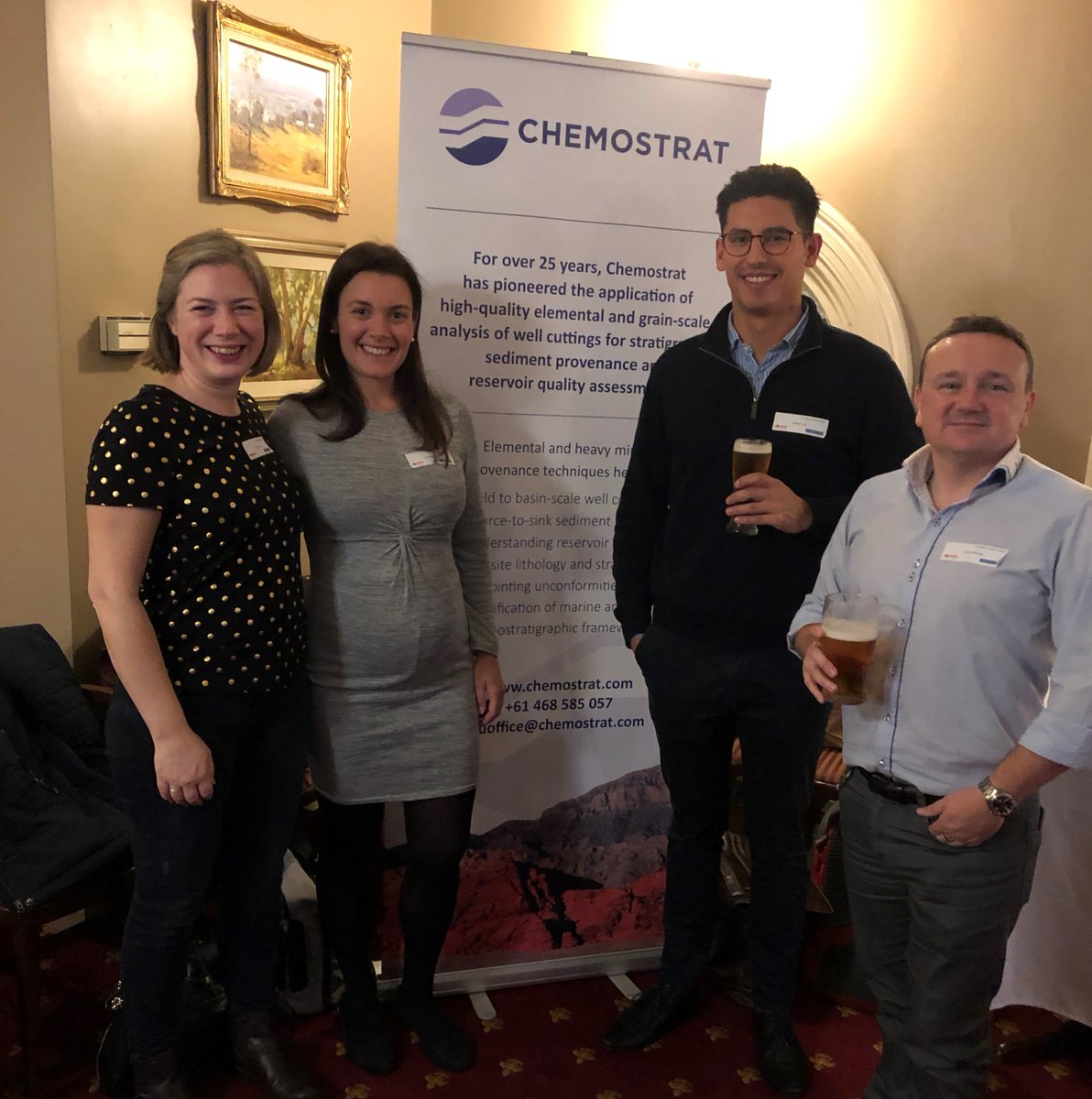 Chemostrat's tweet photo. Thanks to everyone who came along and enjoyed a glass of mulled wine with us last Friday!
Thanks also to the Petroleum Exploration Society of Australia for organising this very well attended event in such a cozy environment.

#winterwarmer2019 #perth #oilandgasexploration https://t.co/CpeIqImz7q