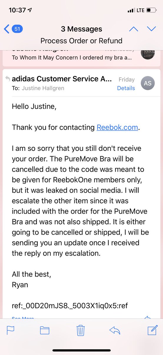 J_Hallgren's tweet photo. @Reebok Really?!?! You’re CSR’s couldn’t see I am a member ...claim I am not one... and ask for a review about a bra I haven’t even received ?!?! #CustomerService #facepalm #badservice https://t.co/XWAK8O6an0