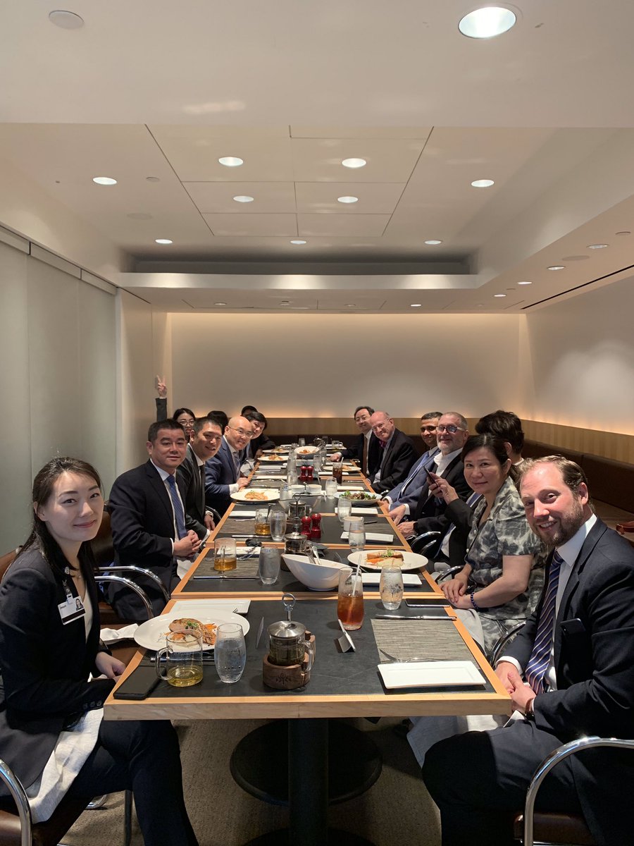 DiaoHaipeng's tweet photo. @ClevelandClinic PAB members of LM-CCC project visit CC first busy day! https://t.co/Hw52pSudnH