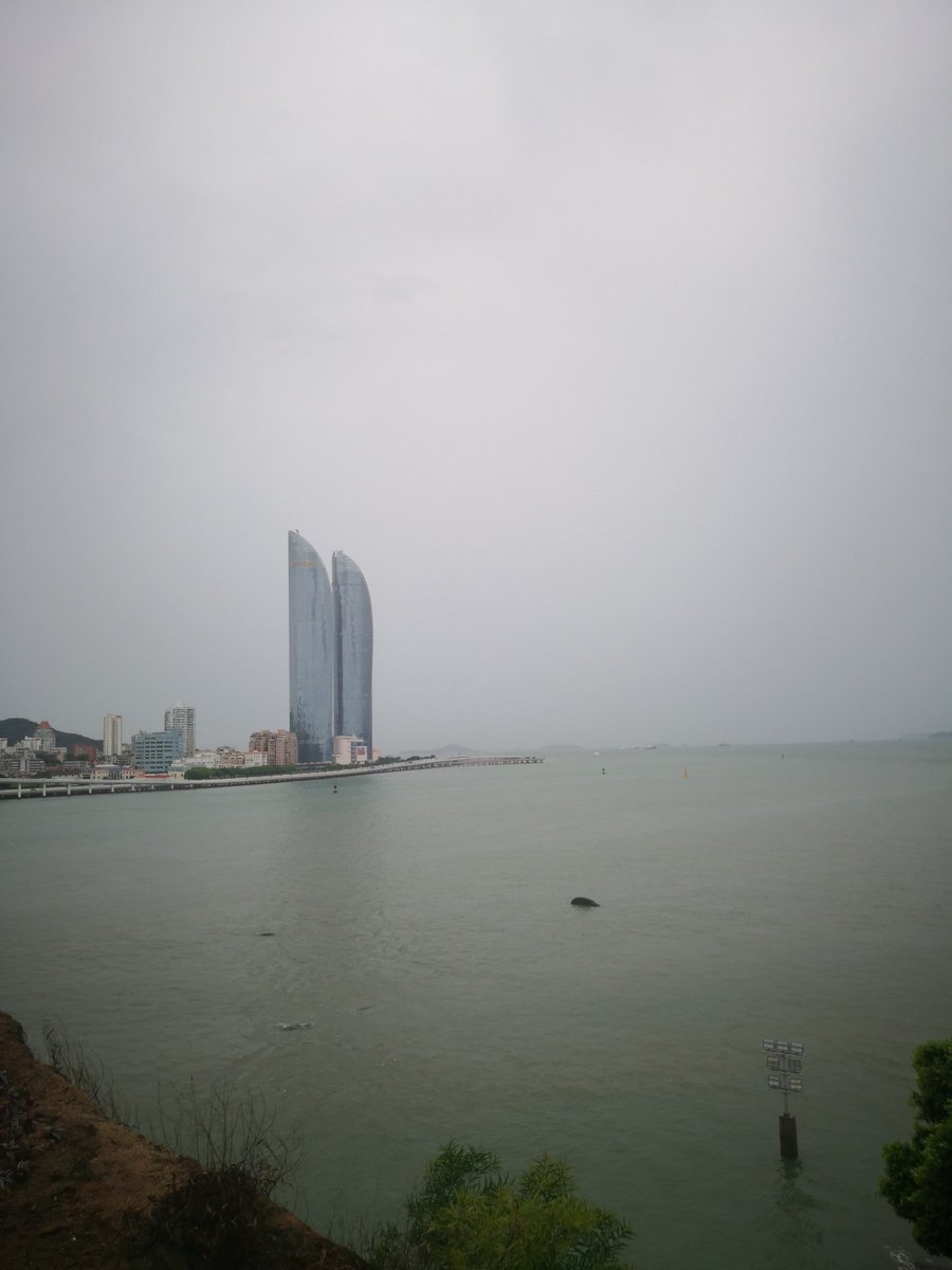 beijingwan's tweet image. 海外青山山外海，凭高纵目气增豪！