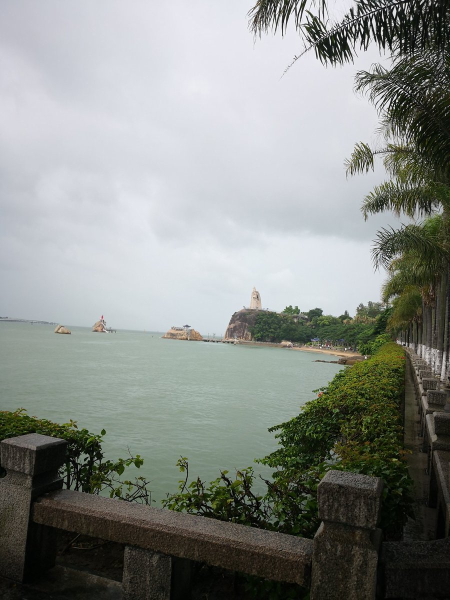 beijingwan's tweet image. 海外青山山外海，凭高纵目气增豪！