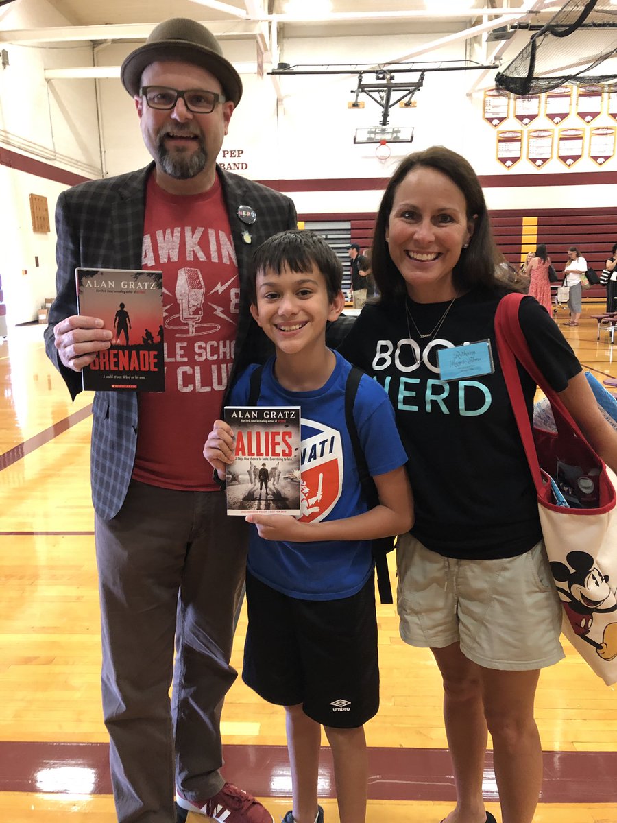 DrMayesElma's tweet photo. Had the best time at #nErDcampmi Day 1 today! I can’t wait to see what Day 2 brings!!!! @AlanGratz @storiestolife #read2nite https://t.co/1NVOkzPb63