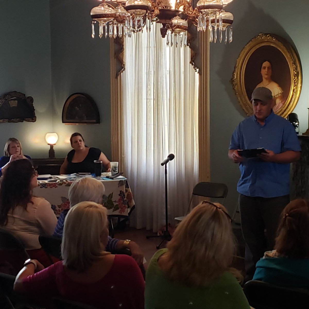 cromaguerawrite's tweet photo. Poet Laureate @jackbedell reading to kick off the @ComeWriteWithUs #NOWM #NewOrleansWritingMarathon https://t.co/pbUecNr8Ez