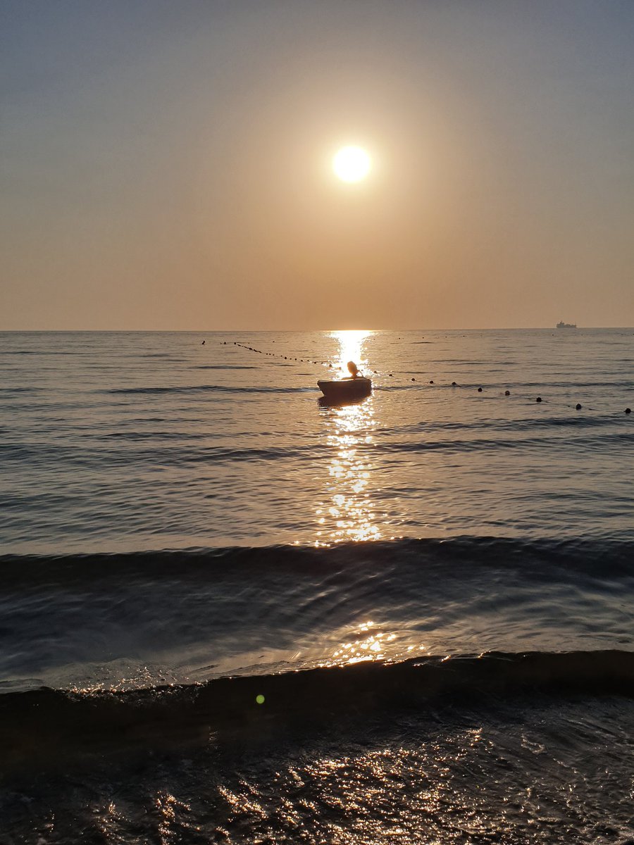 ElonmuskAi421's tweet photo. #Günaydın #Goodmorning #Cyprus #Famagusta #Glapsides 🌞 https://t.co/z0GKqERKPq