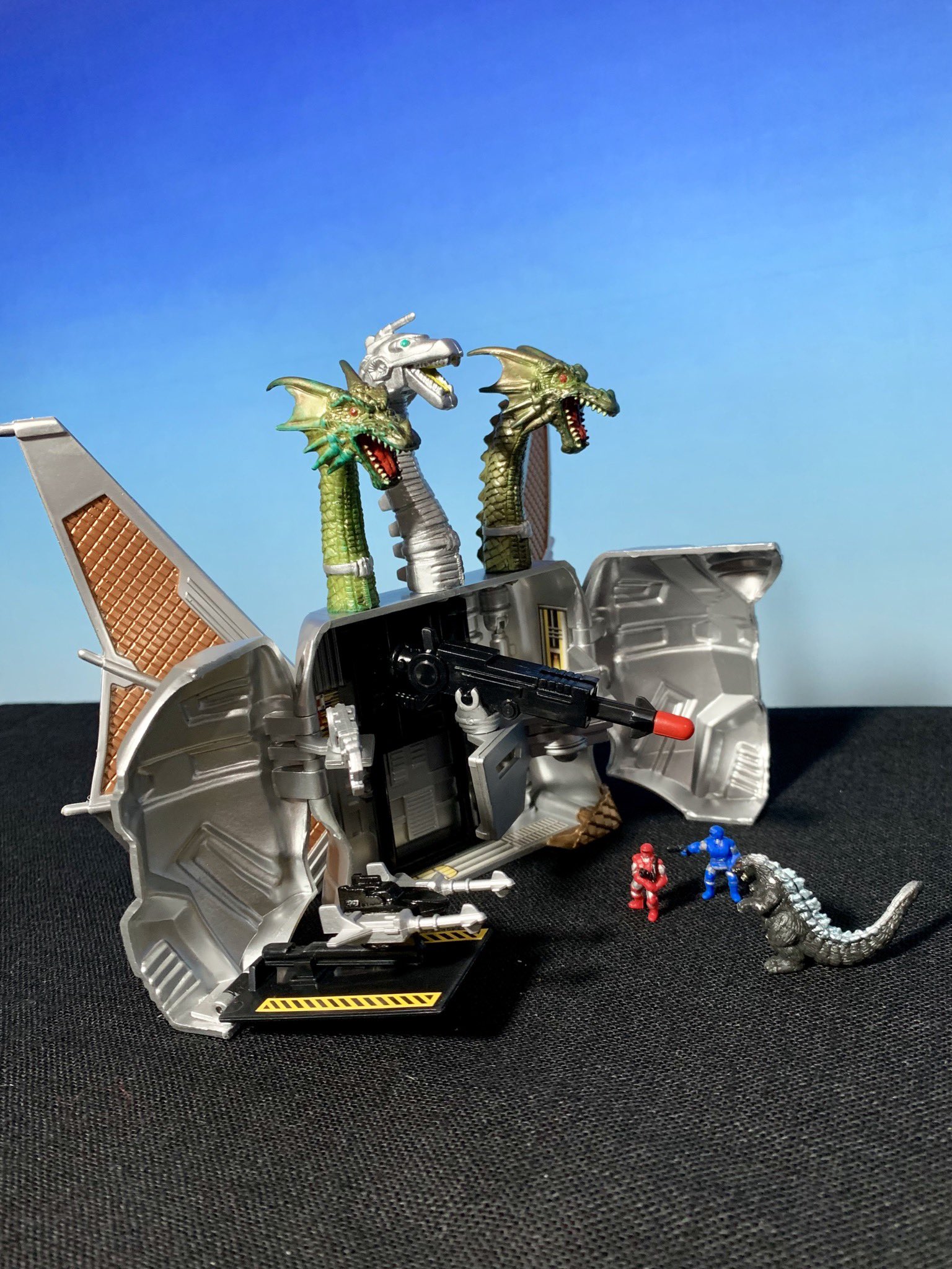 Trendmasters godzilla on sale micro playsets