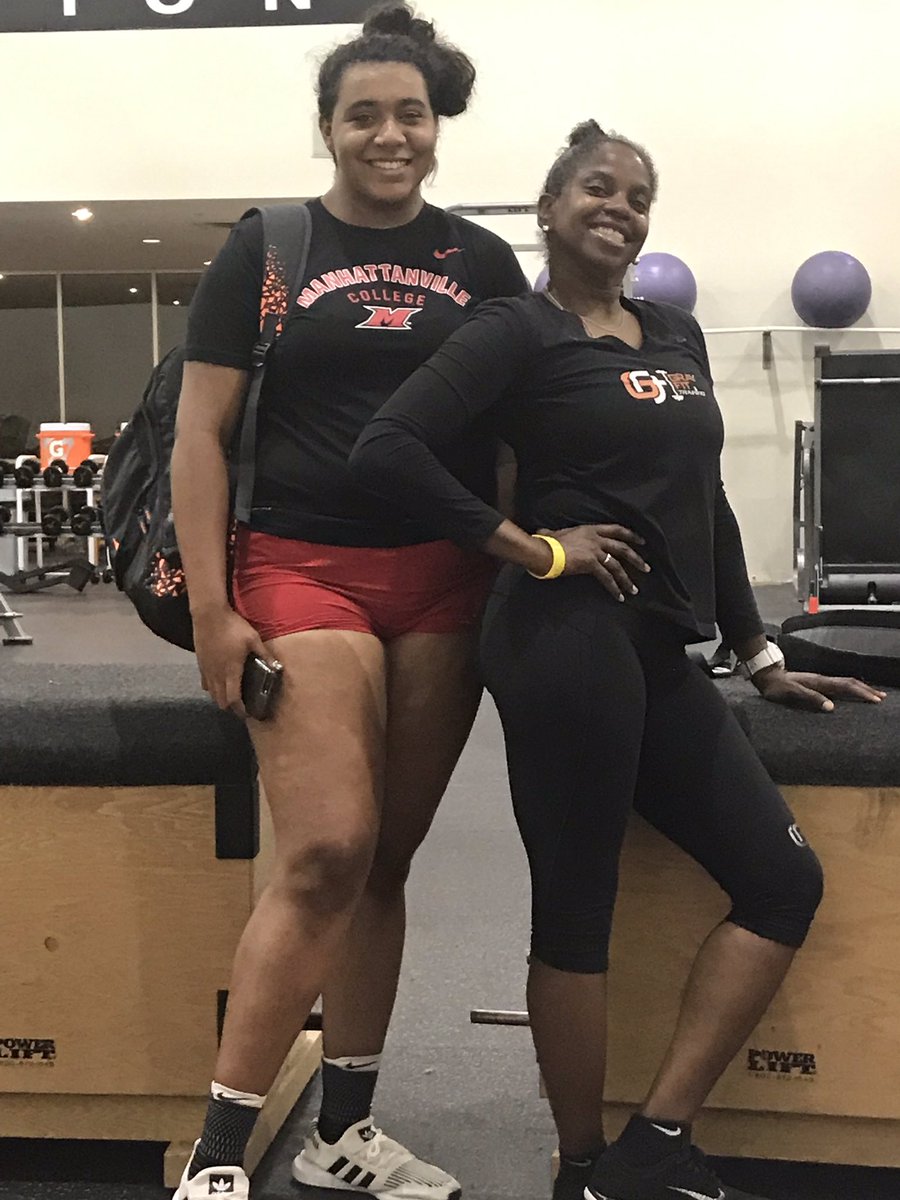 blackmaleRN's tweet image. Who says getting ready to take on New York can’t be fun????  #GrayfitTraining #MvilleWBB #shesfromTexasHowdy #justabiggirlfromTexas #YourFriendlyNeighborhoodPostPlayer #LondonScottFarFromHome