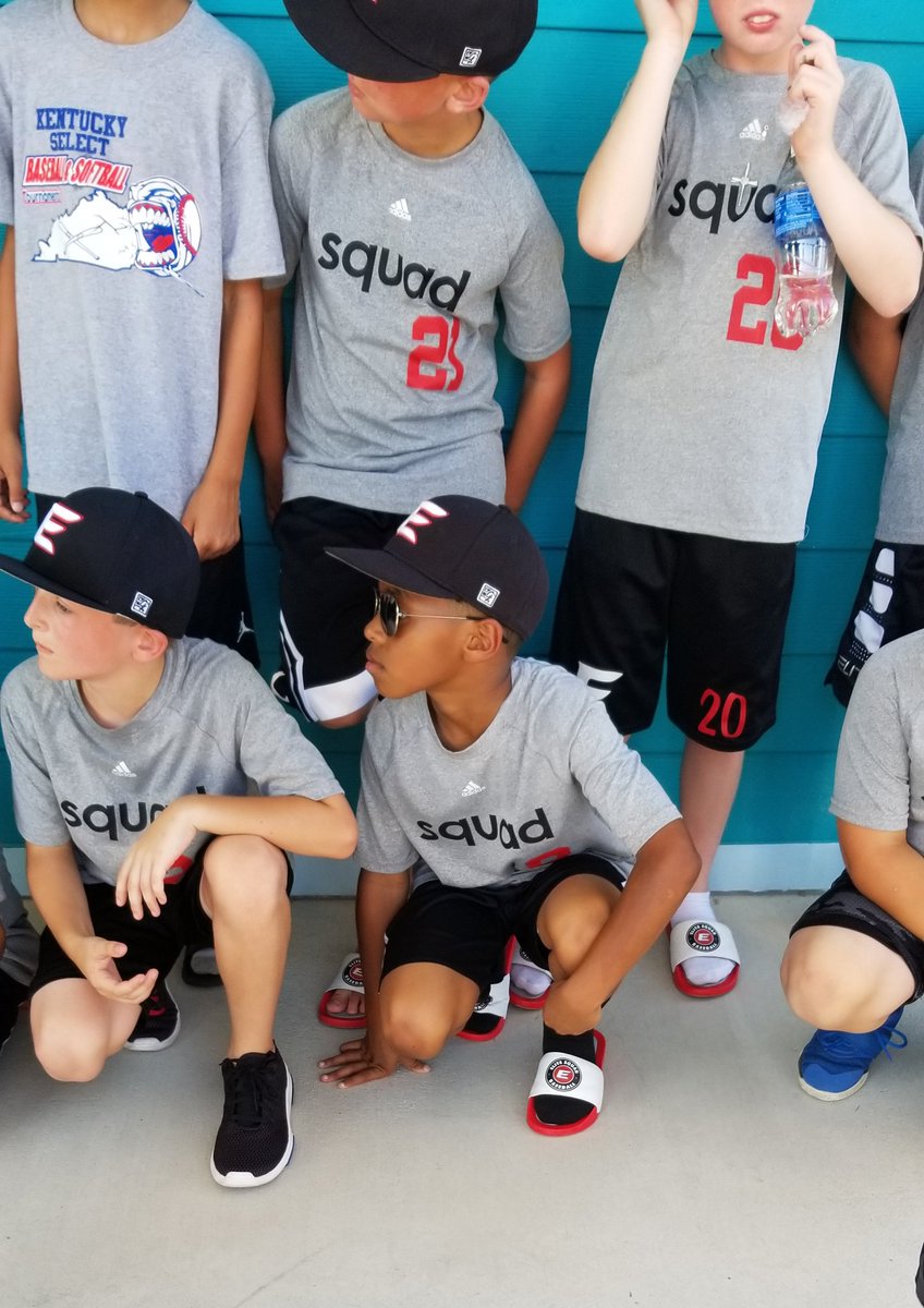 Bootsy2Sexy's tweet photo. Opening Ceremony/Pin Trading! Games start tomorrow! #weheretowin #squadddddd https://t.co/sv5bzuctPU