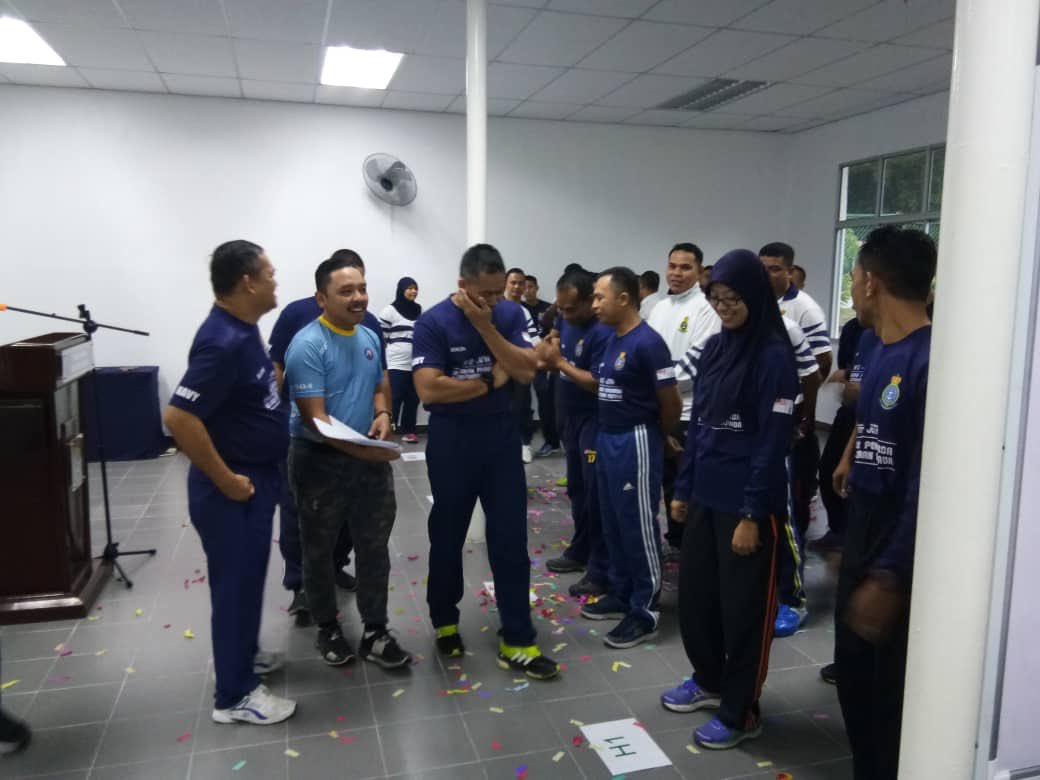 JutraCPKA's tweet photo. Perasmian Karnival Sukan CPKA. Sukan Pertama Ping Pong #RMNEngineering #pingpong #sports @izam3369 @tldm_rasmi https://t.co/CWcVfnwNHD