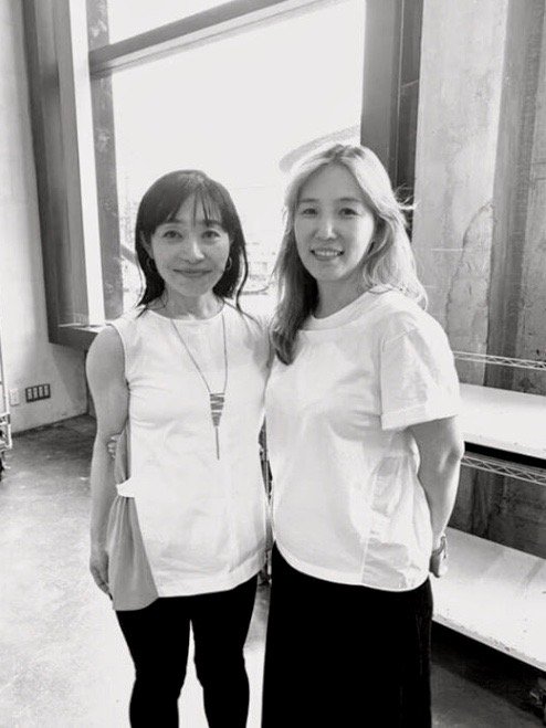 sessionpress's tweet image. イママガジン主催のポートフォリオレビューに参加し、ジョンさんと日本と韓国の写真業界についてお話できました。政治的には、色々ありますが、写真については、同志として切磋琢磨と仕事に励み世界に向けて日本の写真を広めていきたいです。@mojikim1 @IANNBOOKS