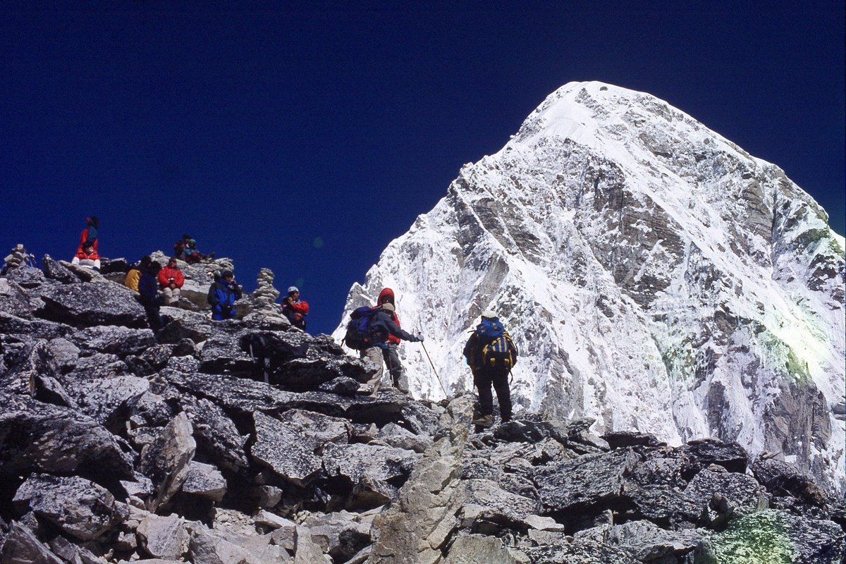 nepaltourismb's tweet photo. #Everest #Kalapathar Trek is one of the best treks in #Nepal to get an up-close view of the Everest without having to reach the #everestbasecamp. From the Kalapathar viewpoint, you can see over 20 #peaks including Lhotse, Amadablam, Pumori, Cho Oyu, and Mount Everest, of course! https://t.co/14bYBNZPJq