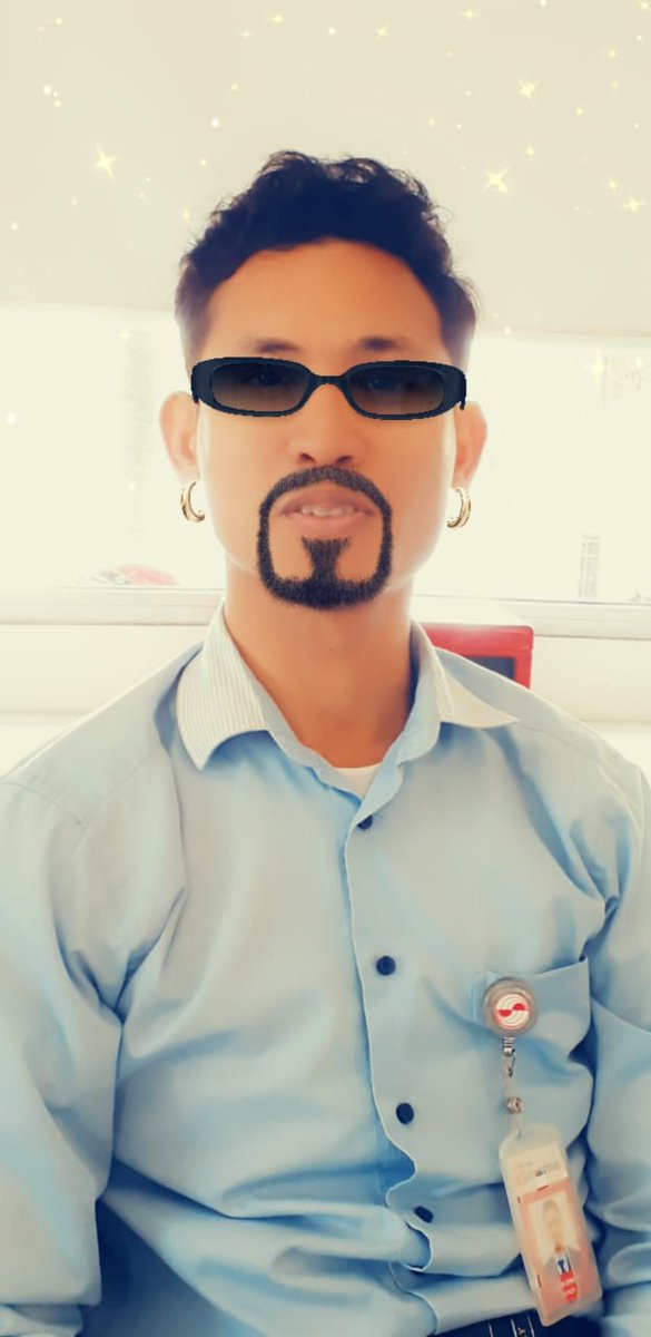 jacobumboh's tweet photo. What's happen my face https://t.co/mpg2A8x90s