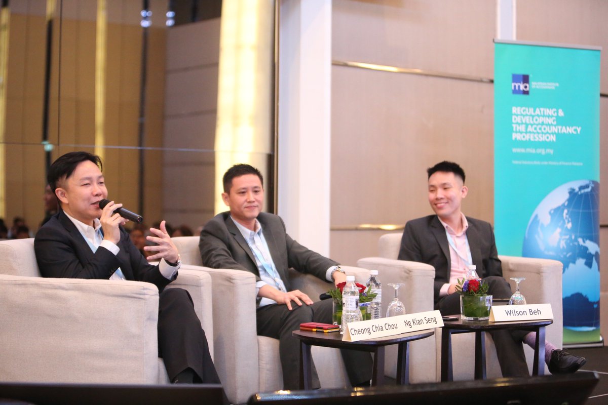 miaconnect1967's tweet image. Happening now @ MIA AccTech Conference 2019 ''Advancing Tech for Next Generation'': ‘’Accounting for Digital Currency’’ wt Wilson Beh, COO &amp;amp; Co-Founder, @policy_street; Cheong Chia Chou, Group MD, Executive Officer, PUC Berhad &amp;amp; Ng Kian Seng, CTO, Revenue Harvest Sdn Bhd
#AccTech
