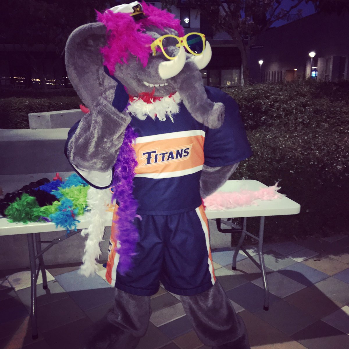 Glamin’ it up at the <a href="/csuforientation/">CSUF Orientation</a> overnight orientation!! #fabulous #csuf