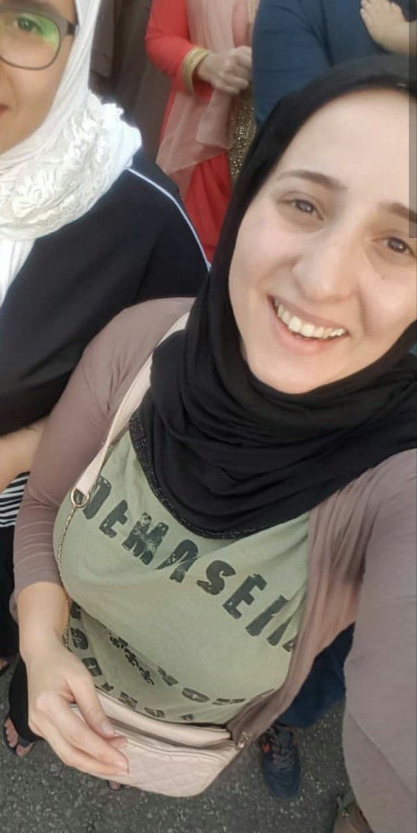 Randa77297868's tweet photo. انا بحب صور المحجبات بحبها اوووي ❤❤وبحب ابعت صورهم واسمع رد الفعل بتاع اللي ببعتلو الصور ياريت تفهمو https://t.co/mnFT90GOaU