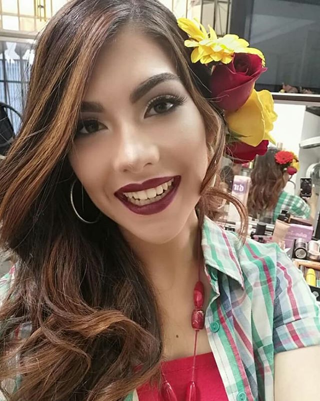 jotablaster's tweet photo. Saludos mis amigos, les quiero presentar a Rosangela Peña, ella es candidata en el Reinado de la Caña De Azúcar 2019 y quiero que le demos todo el apoyo. #Interactiva957fm #Merida #Ejido #FeriaDeLaCañaDeAzucar2019 

https://t.co/LgzYlj2p1e https://t.co/zehAxSNFbN