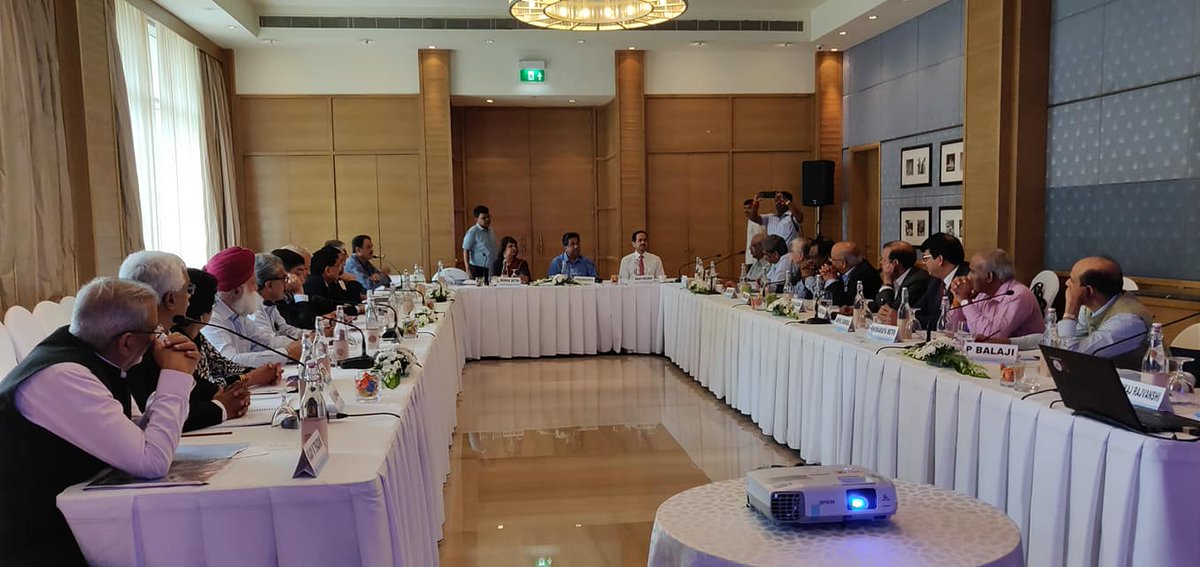 CalicutManagem1's tweet photo. CMA @ AIMA Council Meeting at Bangalore 6th June'2019 https://t.co/suTbUNTwi2