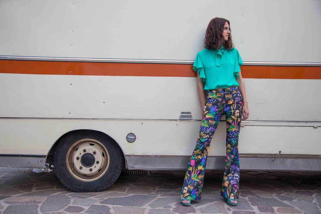 WeSOSHO_'s tweet photo. 😲Track us on a Truck🚚!
WeSoSHO SS2019 CAPSULE COLLECTION!
Available in Formentini Store

#wesosho #ss2019 #capsulecollection #flairpants #flowers #mint #newcollection #stylish #musthave #cosmopolitan #citizenoftheworld  #outfit #ootd #fashionblogger #smartfashion #trendy https://t.co/Lizhm9z16u