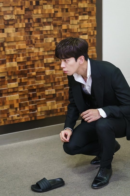 드라마 <퍼퓸> 스틸컷 - 27Translate post