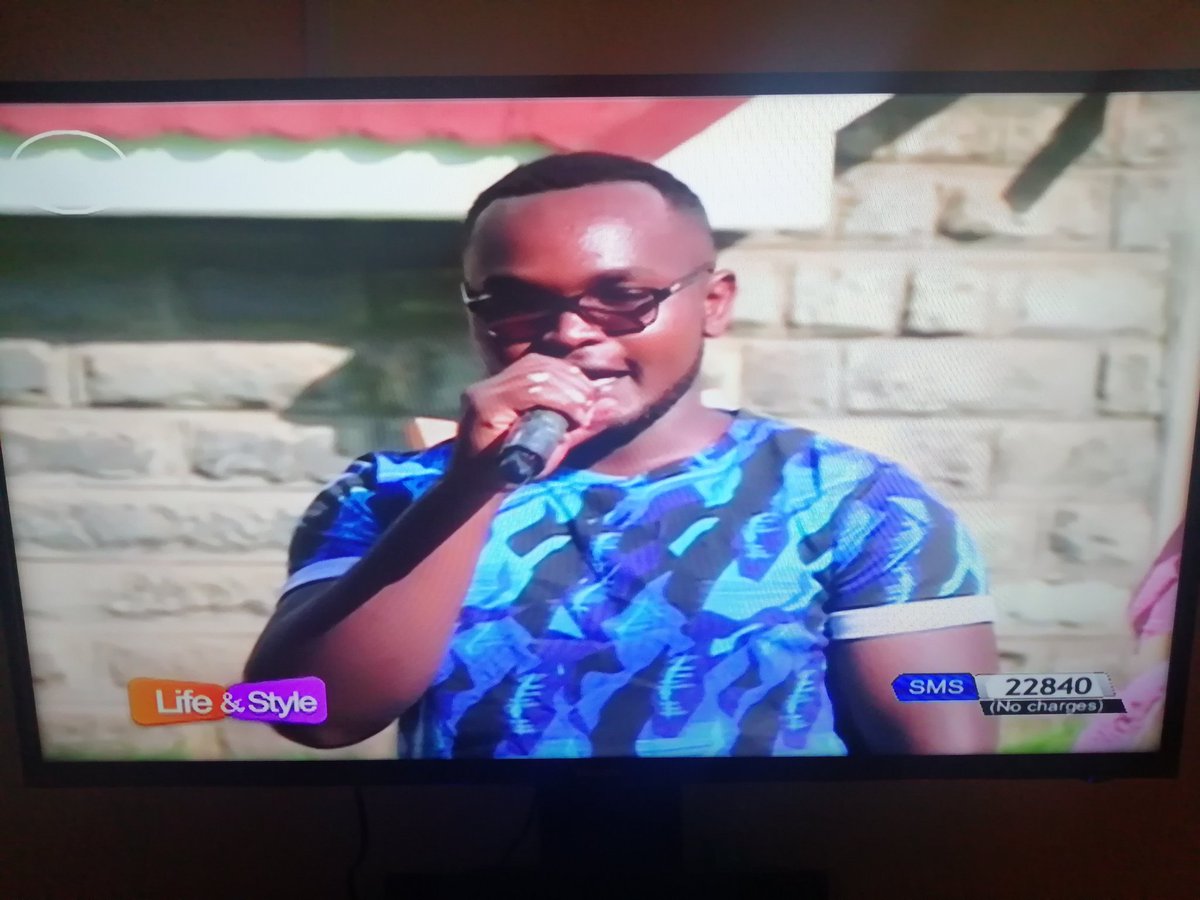 studio_57ke's tweet photo. #ArtisticTuesday
#KTNLifeandstyle
@voiceChordA_capella
@brian_aseli
@ezantopoet
@MakoraniJunior
@lifeprobe123
@shankiaustine
@waweru_jk
@wordvisuals66
@coded_66
@prosperousEA
@carks frozen
@karugakevin
@dickysmiley1
@kenya_yam
@nakuruplayers https://t.co/peFts981PT