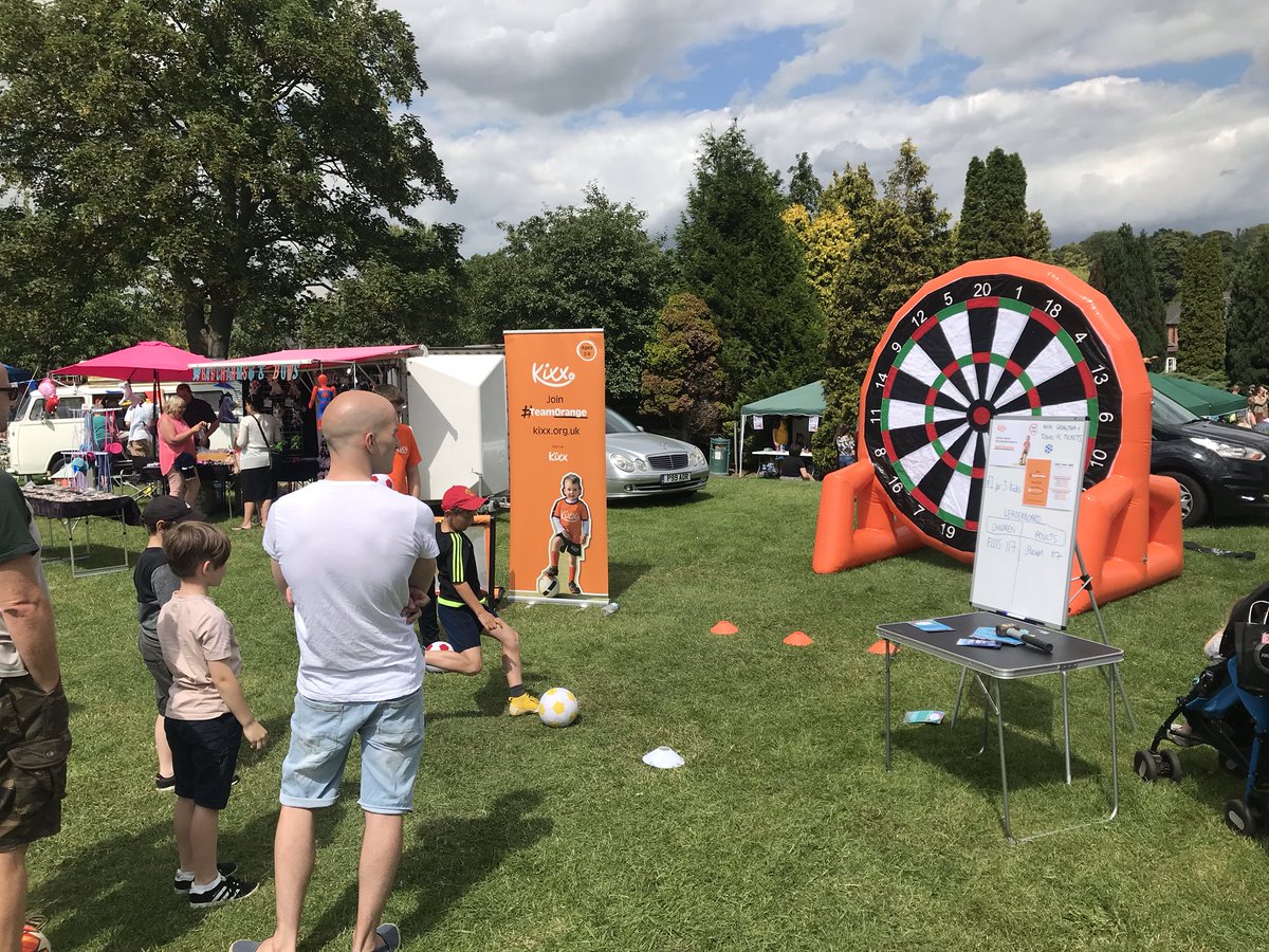 KixxSK's tweet photo. We had a fantastic weekend but wow it was busy!! Well done to all our superstars ⭐️⭐️⭐️⭐️⭐️⭐️
#activekids #healthykids #sportykids #footballschool #footballacademy #footballclass #soccerschool #footballskills #learnhavefunmakefriends #grantham #stamforduk https://t.co/kBJaOEUDwg