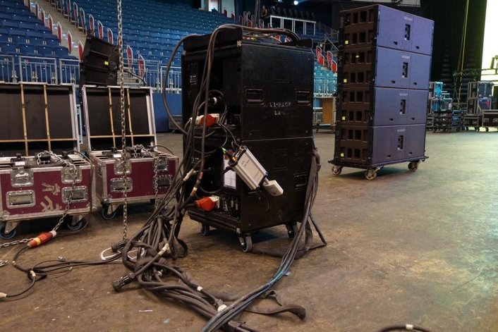nmkelectronics's tweet photo. XIRIUM PRO provides rock-solid wireless audio transmission and pure sound at Udo Lindenberg’s “Keine Panik! Tour 2016”
https://t.co/h3P0G7fY2S
#xiriumpro #wirelessaudio #events #venues #eventcompanies https://t.co/kLq6FUh1yv