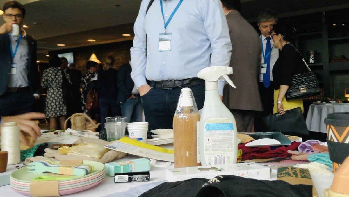 biovoices's tweet photo. Live from #EUBIOSCENE19 in #Helsinki 🇫🇮
 
BioART Gallery and exhibition of bio-based products #BioeconomyCommunication https://t.co/hkCGZP3Eho