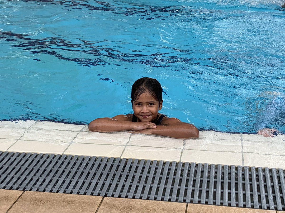 HolidayCamp_TTS's tweet photo. Cooling off time ☀️☀️☀️@HolidayCamp_TTS https://t.co/QuE0QriQim