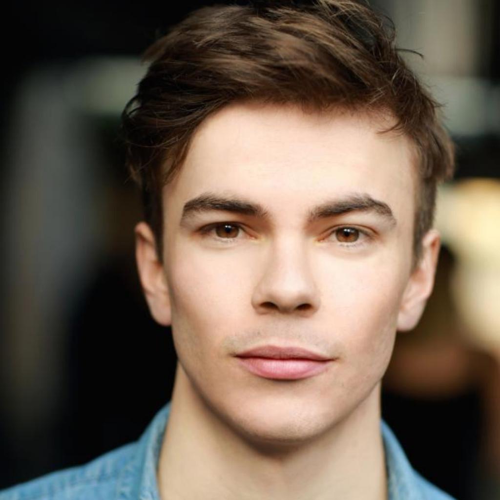 DorkingPriory's tweet photo. Next up in #OMGWeek is actor, spoken word artist, and film producer @PaulSyrstad. He will join us today, Tuesday 9th July for #OMGWeek!

#LearningSchool 
#ProudofPriory
#EducatingforLife https://t.co/iN4CwcCBzP