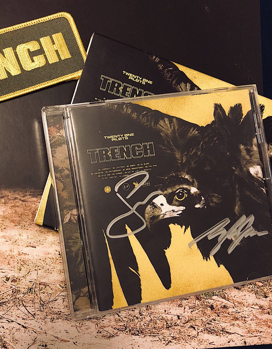 anathemapilots_'s tweet photo. ☀️BANDITØ TØUR GIVEAWAY☀️
in celebration of the Banditø Tøur coming to an end, we will be choosing ONE lucky winner to win a signed Trench CD &amp; one merch choice from the store! ends July 21st!

RULES:
- must be following us
- retweet!

Bonus entry: tag 3 other people! https://t.co/NEauDXjuHv