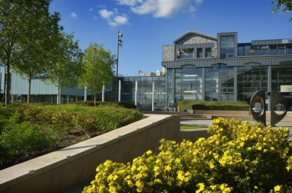 We're delighted to launch our partnership with the University of Bolton! <a href="/TheCATCE/">Clean Air Technologies Centre of Excellence</a> 

In tandem with long-term strategies &amp; government policies, we believe in developing &amp; promoting technologies to tackle air pollution today. #cleanair

theboltonnews.co.uk/news/17756902.…