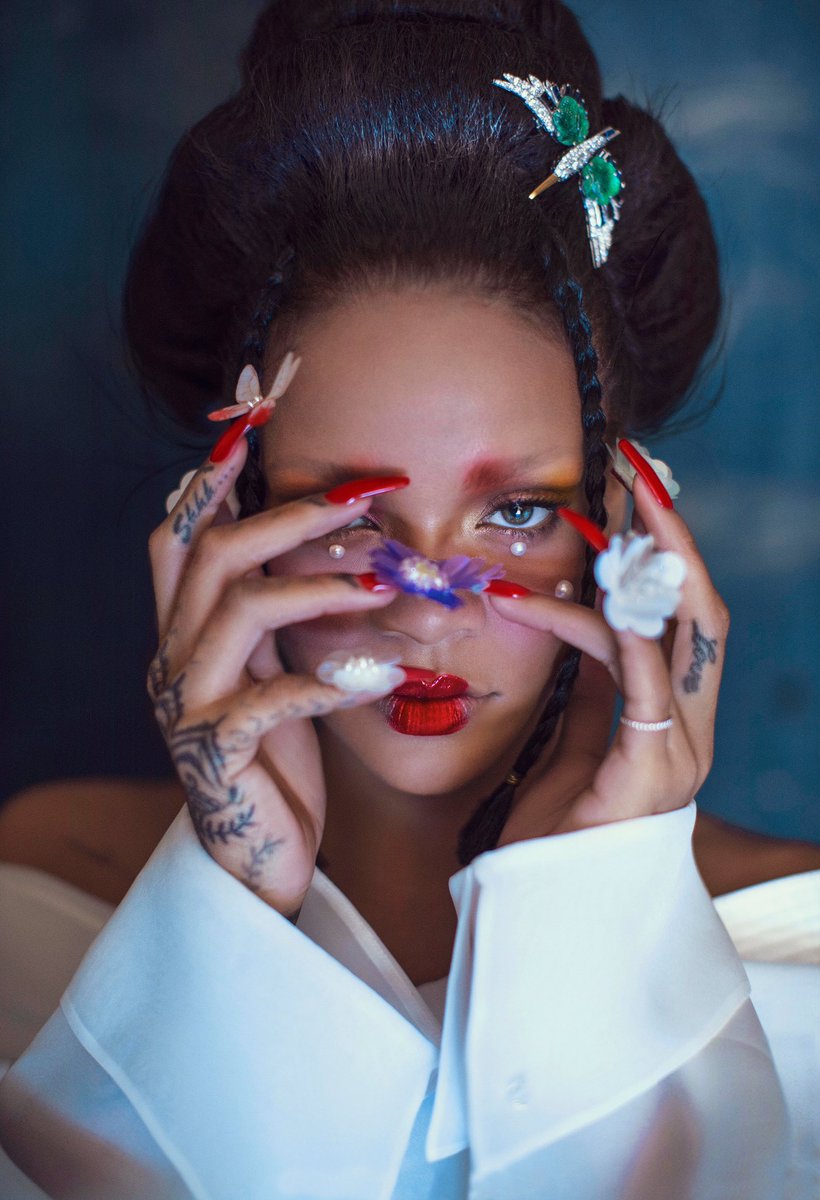 thewowmagzine's tweet photo. @rihanna looks gorgeous in these Tang Dynasty style inspired photoshoot by the Chinese female photographer @Chenmaner
#Tangdynasty #Tangdynastystyle #rihanna #chenman #ChineseElements #fashion #asianinspired https://t.co/BvcktvXnBN