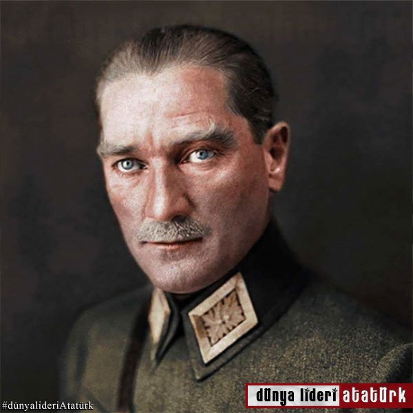 dunyaIideri's tweet photo. Efendiler siz hayatınızda mebus olabilirsiniz, bakan olabilirsiniz, hatta cumhurbaşkanı olabilirsiniz. Fakat hiç bir zaman sanatkar olamazsınız! 

🇹🇷 Gazi Mustafa Kemal ATATÜRK 🇹🇷 https://t.co/SGe6jJyrWT