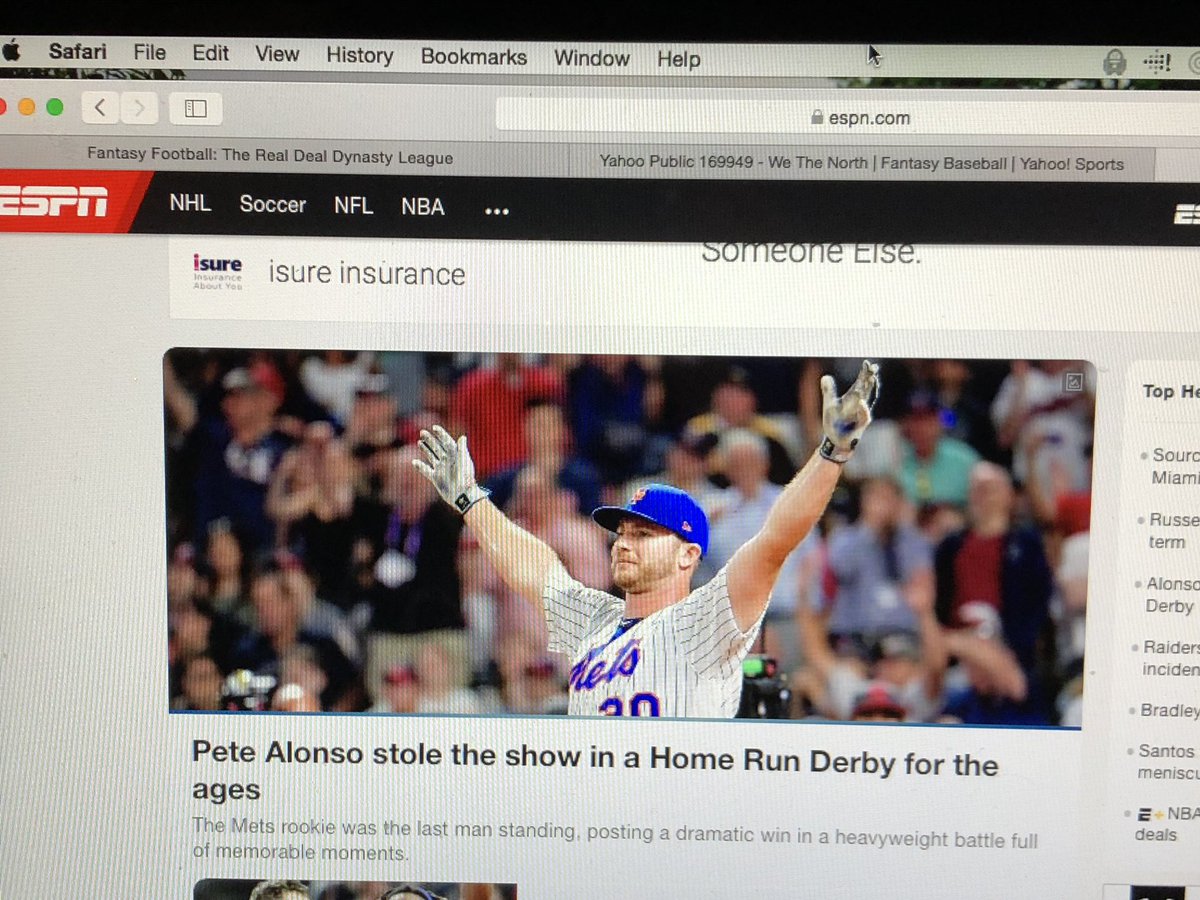 DennyY21's tweet photo. Hey @espn I think you spelt VLADDY JR wrong. #firetheeditor #falseheadlines #LetsGoBlueJays https://t.co/E7cwSy8lm0