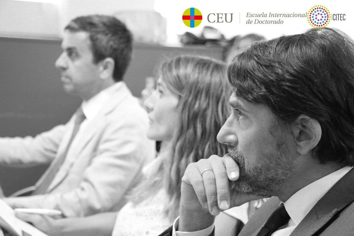 #DoctoHumyCom 🎓 Compartimos los grandes momentos en imágenes de las Jornadas Anuales @CEINDO #Doctorado #ComunicaciónSocial. Este fue el tribunal de evaluación formado por <a href="/LeopoldoAbad/">Leopoldo Abad</a> y <a href="/CristinaRLuque/">Cristina R Luque</a> sede @HumYComCEU junto a #BernardinoCebrián sede <a href="/uchceu/">Universidad CEU UCH</a>: