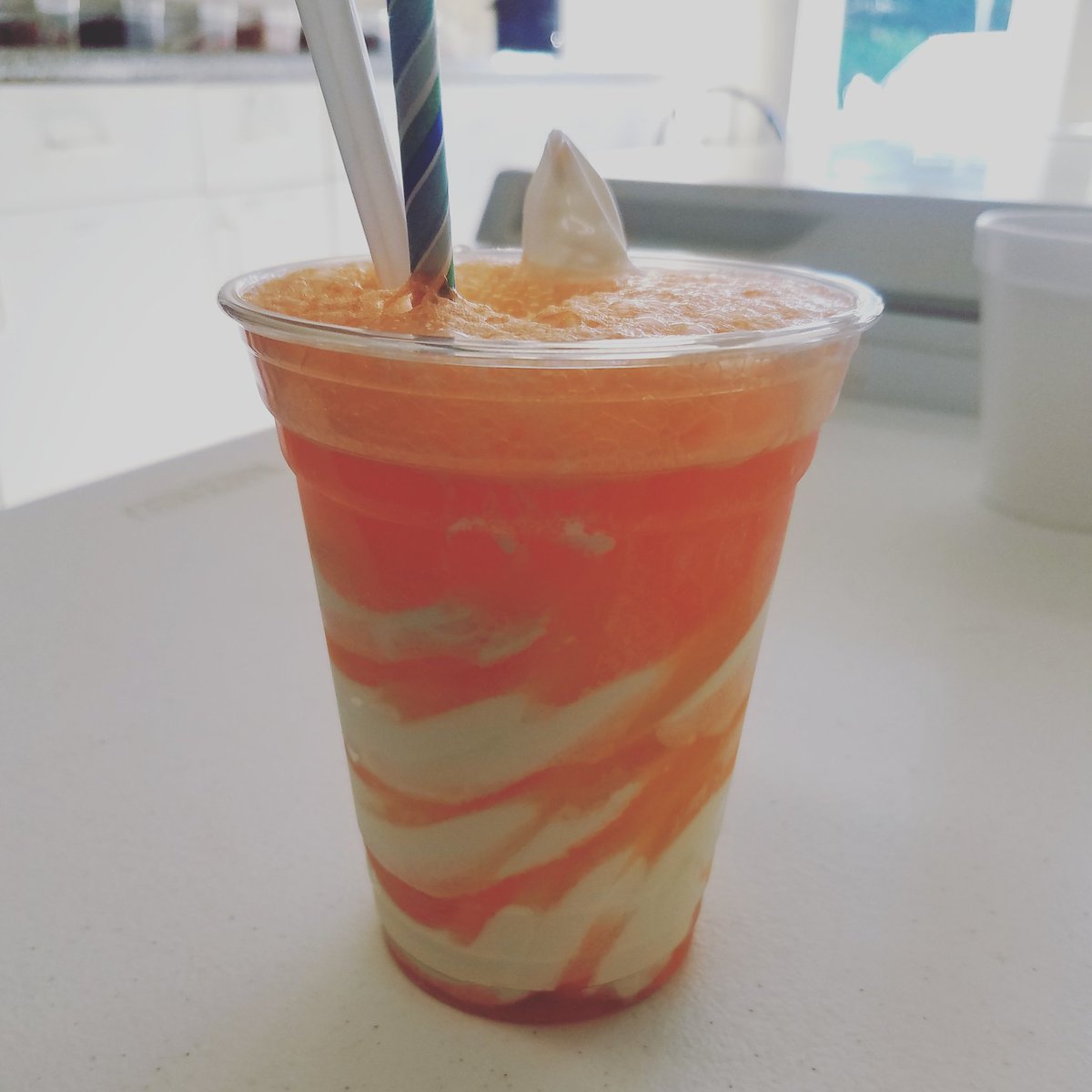 splusicecream tweet media