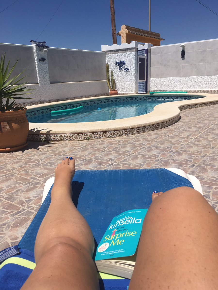 JOFELL72's tweet photo. My set up for the day!
#holiday #summer #Spain #SophieKinsella https://t.co/OlQPJMpYwa