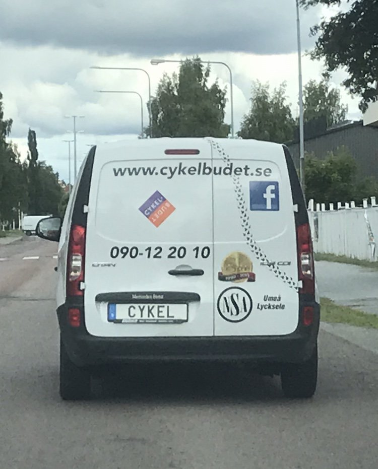 Pelleni80's tweet photo. Vi är inte helt överens i vissa frågor… https://t.co/DsQDJKmzEm